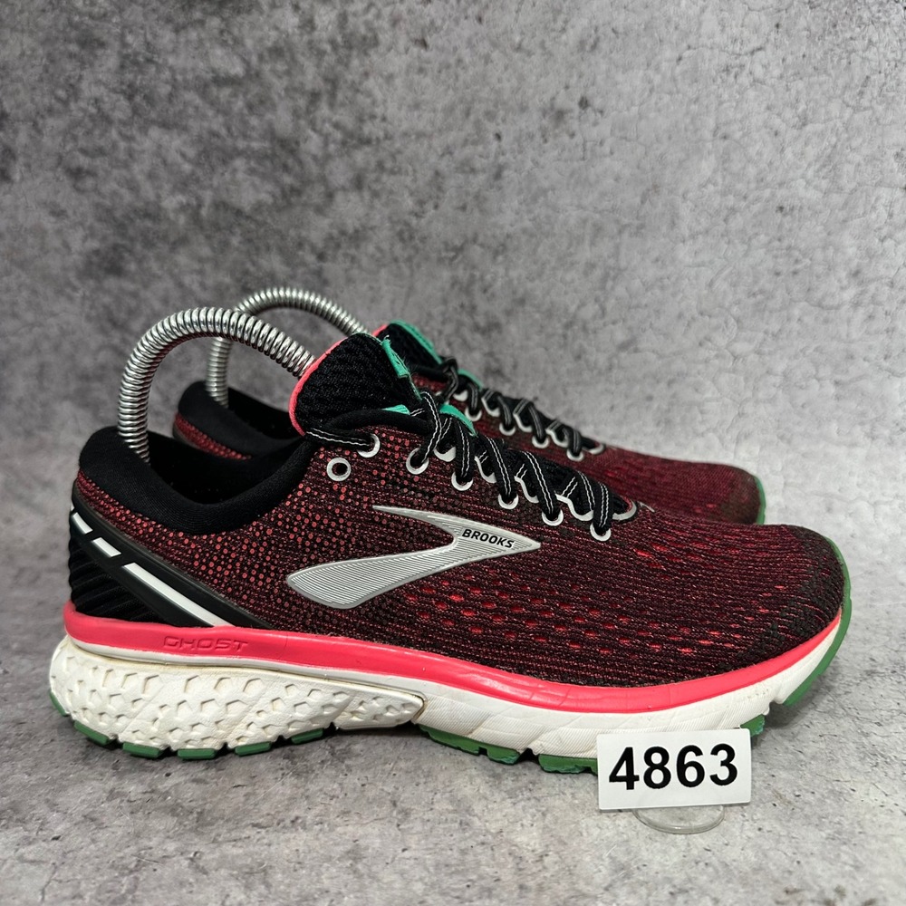 Brooks Ghost 11 Running Shoes Womens Size 7 Red Black 1202771B017 Sneaker